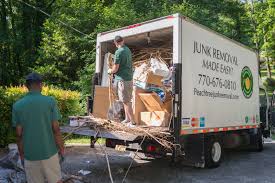 Best Retail Junk Removal  in St Robert, MO